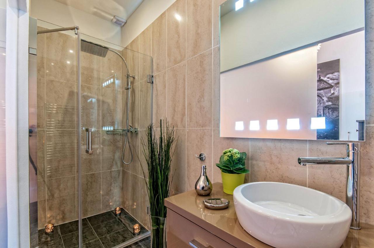 Luxury Paulay Street Apartment Budapest Luaran gambar